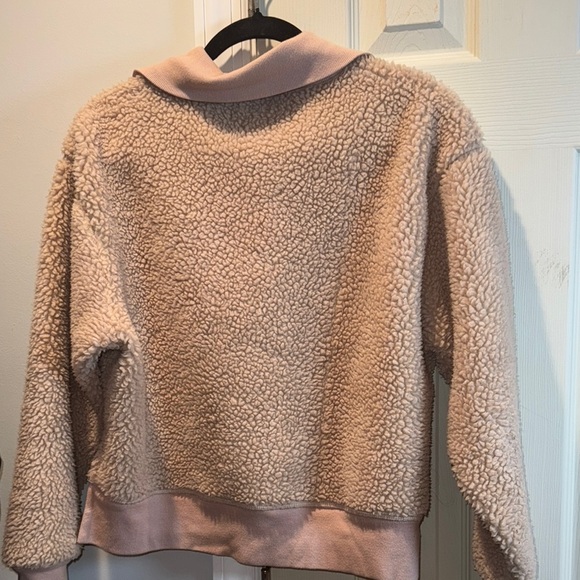 Chic Cream Sherpa Pullover - Picture 4 of 6